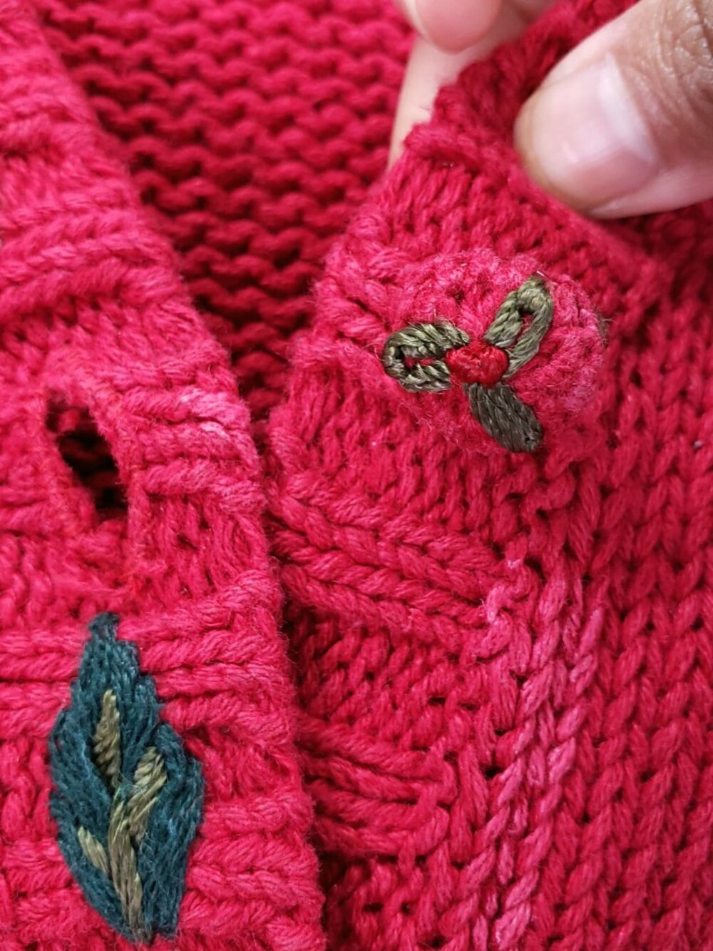 Tiara International Vintage Christmas Knit Sweater Vest Red Size Large Presents - Picture 12 of 15